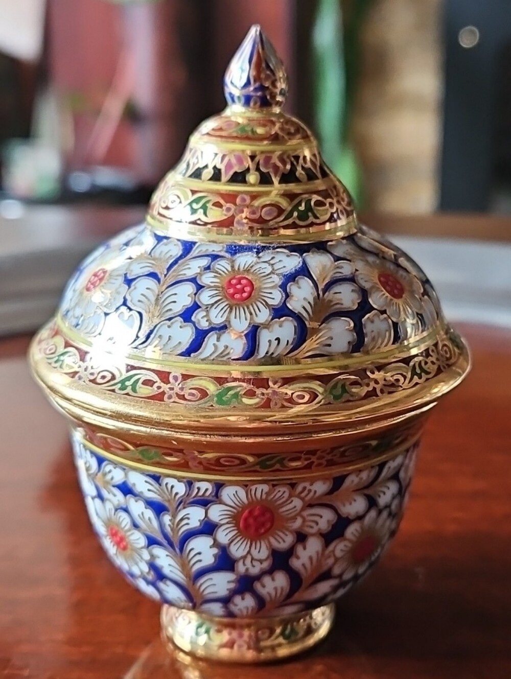 Thai Benjarong 18K Gold Painted Trinket Box - Floral Lidded Porcelain Jar